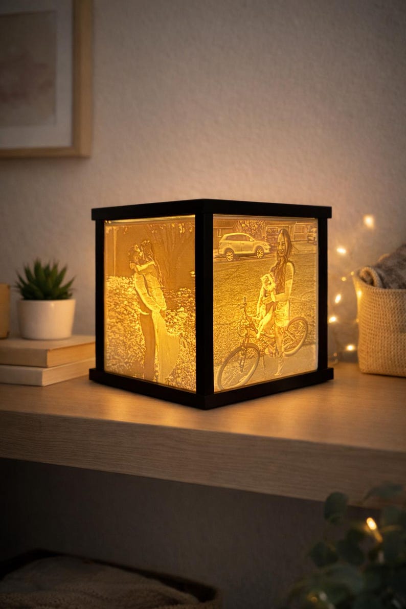 Personalized lithophane photo lamp